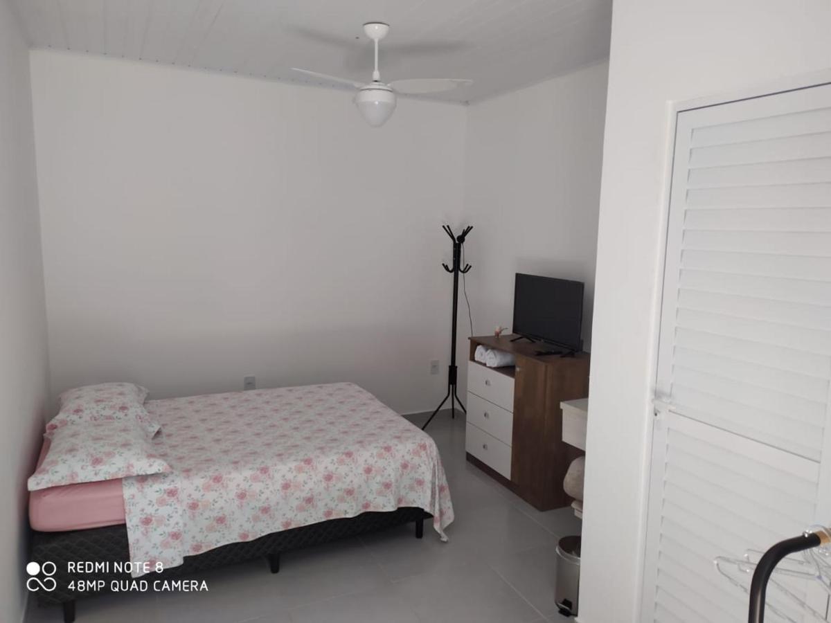 Pousada Casa Verde - Quartos Individuais - Smart Tv 32 - E Banheiro Privativo Lägenhet Itajaí Exteriör bild